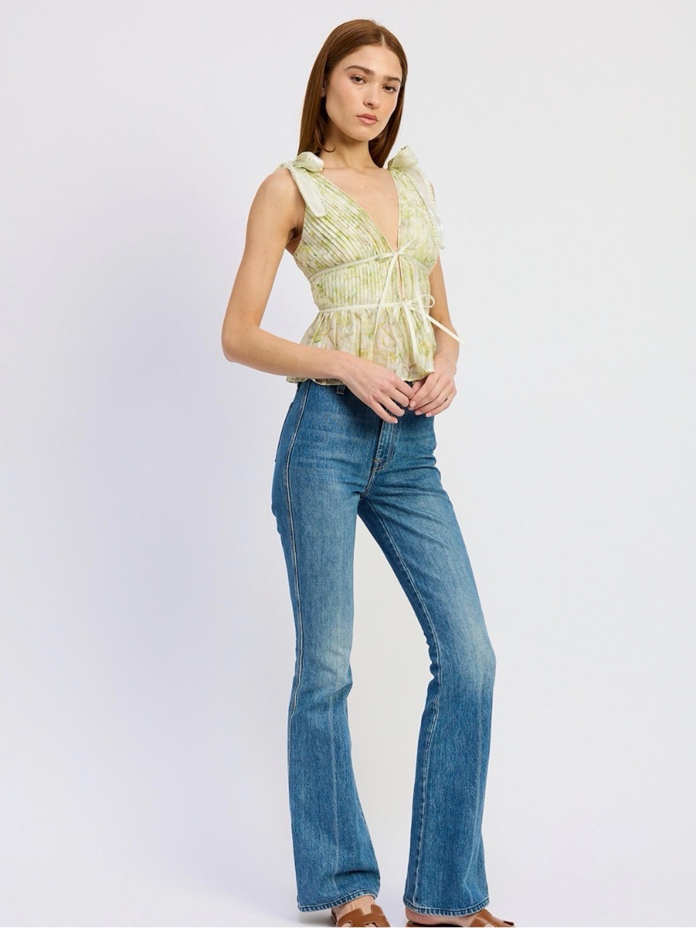 En Saison Light Green Floral Tie-Shoulder V-Neck Peplum Top - Picture 2 of 6
